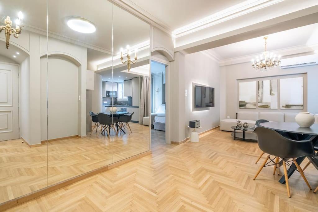 Urban Elegance In Kolonaki Athene