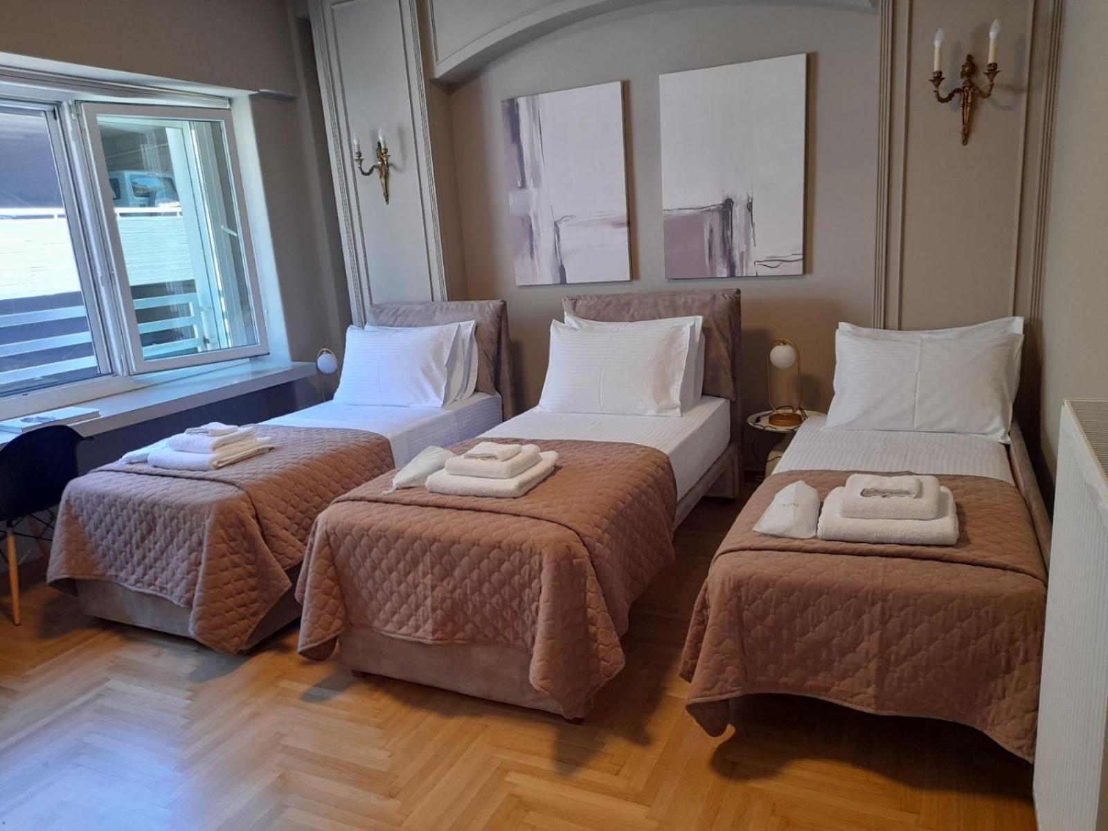 Urban Elegance In Kolonaki Apartment